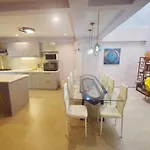 Neverland Hua Hin - Beach Retreat Home